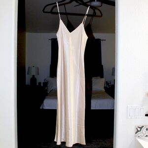 QUINCE SILK MIDI DRESS